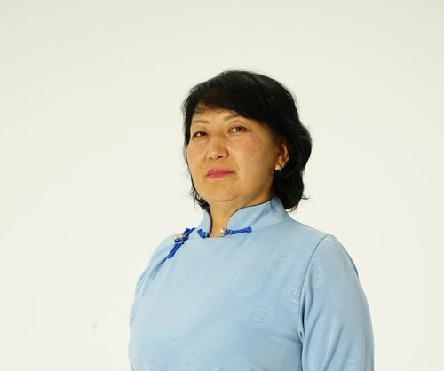 Учитель из Бай-Тайги и воспитатель из Чадана примут участие во Всероссийском конкурсе «Лучший учитель родного языка и родной литературы»