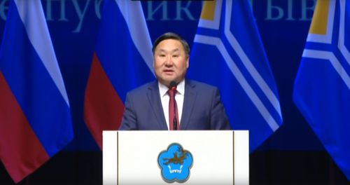 Глава Тувы начал выступать с ежегодным посланием Верховному Хуралу