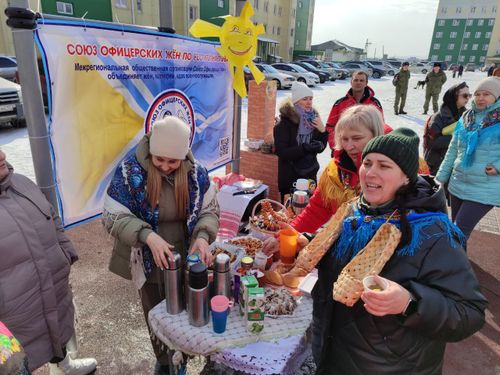 Военнослужащие Тувы отмечают широкую масленицу