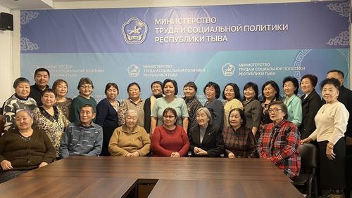 В Туве создан Совет ветеранов социального обслуживания населения