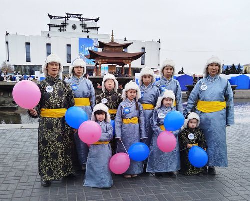 Жительница Тувы стала обладателем звания «Мать-героиня»