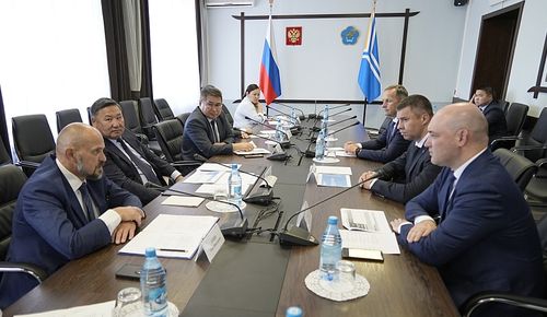 Тываның Баштыңы «Росатом Энергосбыт» акционерлиг ниитилелдиң удуртулгазы-биле ужурашкан