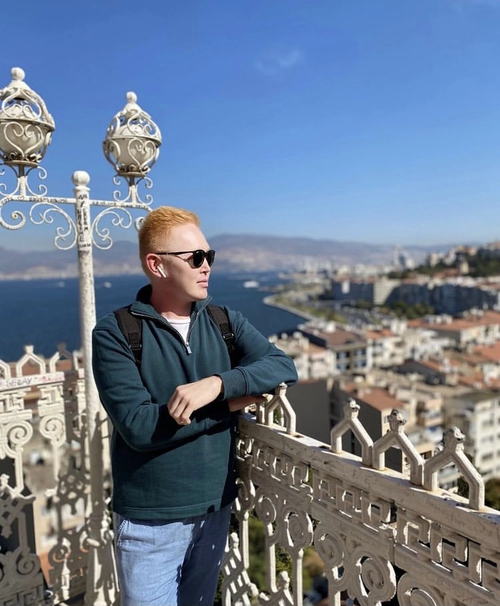 В Испанию! Во Францию! В Стамбул!