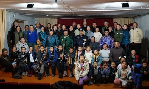 Отдаленный Монгун-Тайгинский район посетил культурный десант