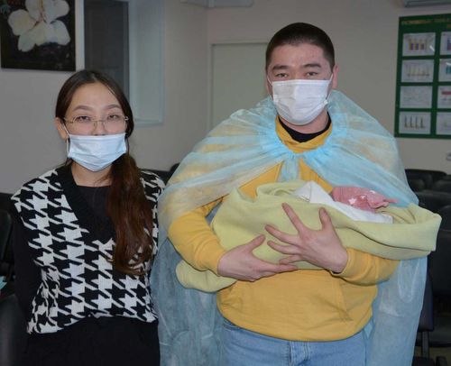 В Перинатальном центре Тувы «выходили» девочку в 480 граммов