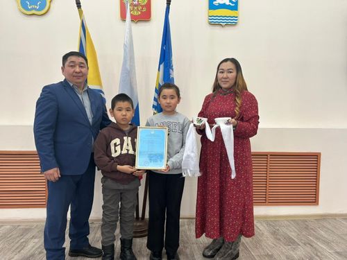 Молодые семьи Эрзинского района смогут улучшить свои жилищные условия