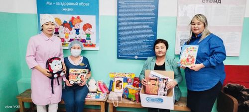 Маленьким пациентам Противотуберкулезного диспансера сделали сюрприз