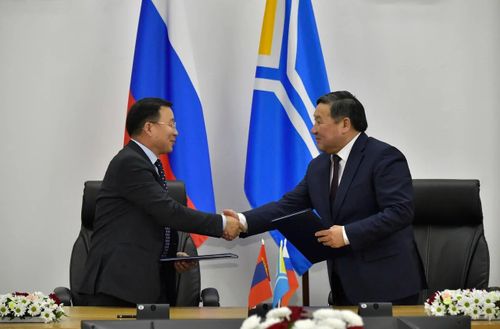 Тыва биле Моолдуң Завхан аймаа кады ажылдажылга дугуржулгазынга атты салган