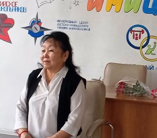 Кичээл-ужуражылга: Чечен чогаал болгаш театр