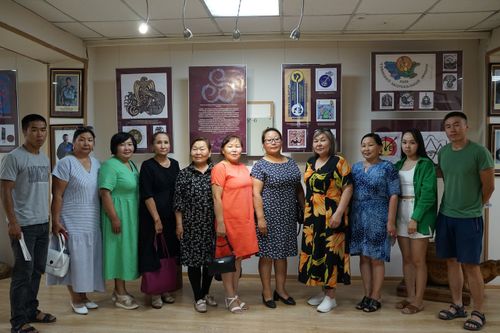 Тыва езу-чаңчылдарны сагывышаан, байырлалдарны эрттирер