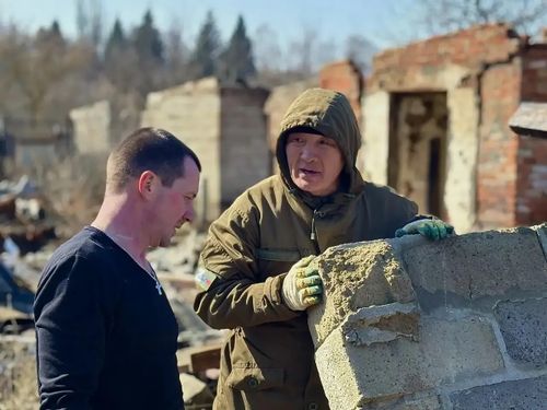 Представители Тувы участвуют в восстановлении Курской области в составе волонтерского лагеря «Курский рубеж»