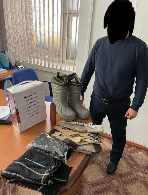 Военнослужащим Тувы помогают вещмешками и техсредствами