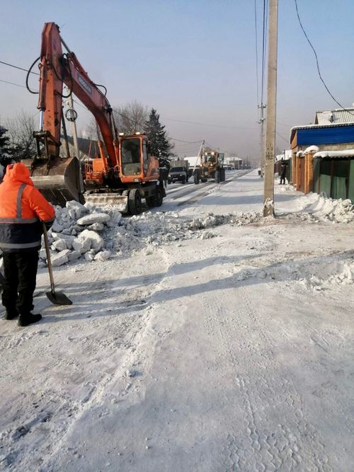 Мэрия Кызыла за неделю планирует расчистить от снега 100 улиц
