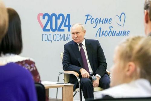 Путин подписал указ о статусе многодетных семей и определил меры их поддержки