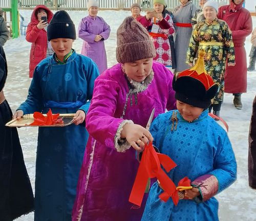 В Тес-Хемском районе открыли обновленную школу