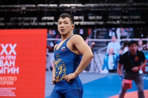 Начын Куулар и Сайын Казырык примут участие в чемпионате мира по вольной борьбе