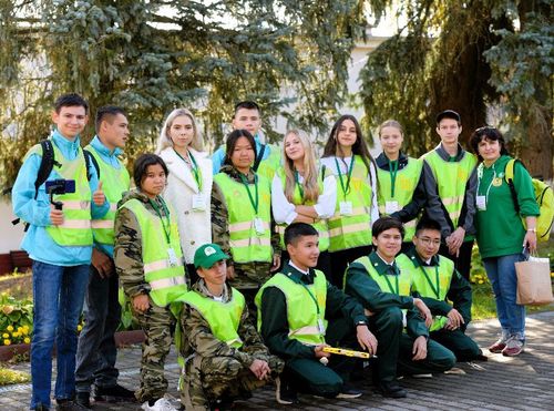 Девятиклассники из Балгазына принимают участие во Всероссийском съезде школьных лесничеств