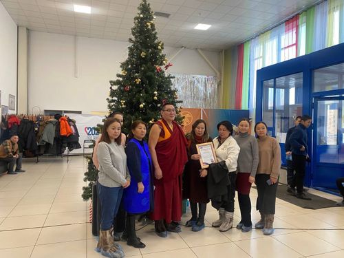 В Кызыле прошел новогодний утренник для особенных детей