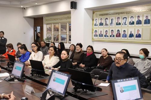 Тывада аутизмниг уругларны болгаш оларның өг-бүлелерин деткиир улуг төлевилел эгелээн