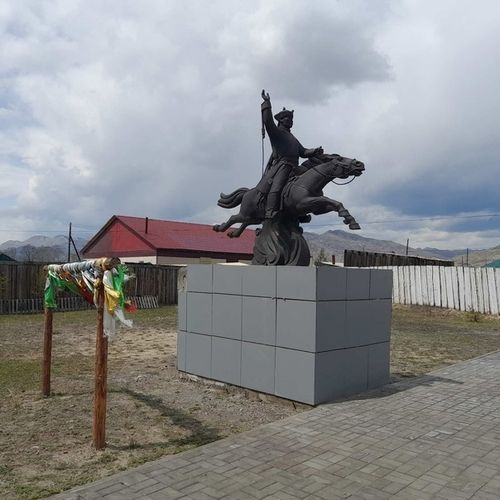 Алдан-маадырларның маадырлыг чоруунга сактыышкын хүнүн доктааткан