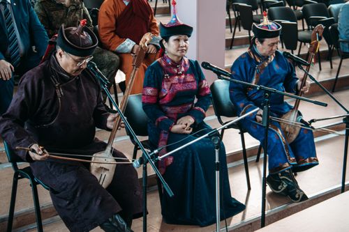 Тыва биле Запорожье аразында “телекөвүрүг”