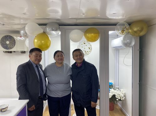 В Тээли открылся цветочный магазин