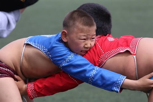 В Туве пройдет турнир по борьбе хуреш среди детей и юношей