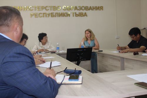 Встреча ученых Тувы с Научно-образовательным центром «Енисейская Сибирь»