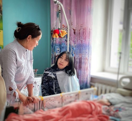 Детей психоневрологического интерната Тувы навестил офицер Росгвардии