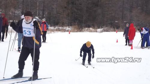 Открытие лыжного сезона в Туве: от юных талантов до опытных ветеранов