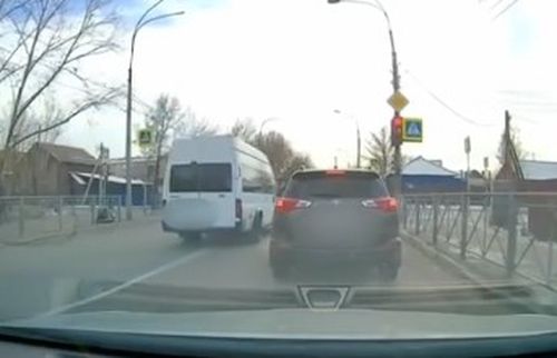 Водитель автобуса в Кызыле арестован на сутки за систематические нарушения ПДД