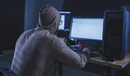 Хакеры распространяют «вирусные» шаблоны документов, чтобы похитить средства компаний