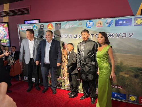В Кызыле состоялась премьера фильма «Повесть о светлом мальчике»