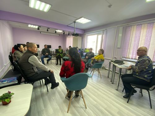 Для ветеранов СВО и членов семей погибших участников спецоперации провели групповые тренинги