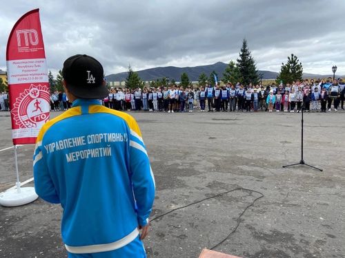 В Кызыле прошел массовый забег «Кросс нации»