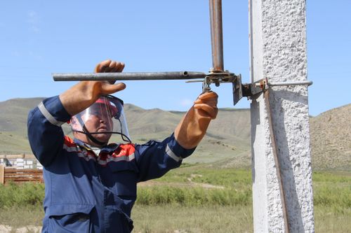 Энергетики России отмечают свой профессиональный праздник