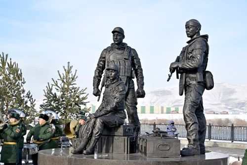 «Мы помним, гордимся и чтим!». В Кызыле открыли мемориальный комплекс участникам специальной военной операции