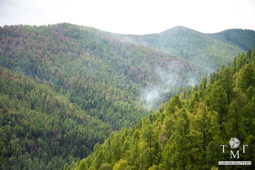 В Туве продолжается работа по тушению лесных пожаров