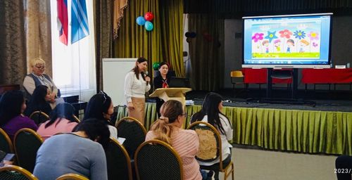 Руководителям и сотрудникам детских лагерей Тувы рассказали об организации летнего отдыха