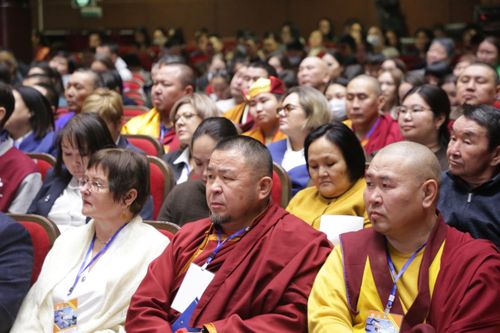 В Туве начала работу Всероссийская научно-практическая конференция, на которой обсудят вопросы духовной реабилитации участников СВО