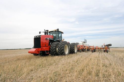 Аграрии Тувы могут приобрести сельхозтехнику на льготных условиях