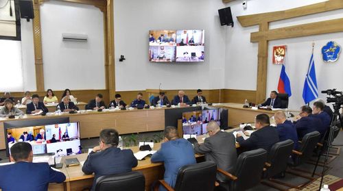 В Правительстве Тувы обсудили ход исполнения Соглашений, заключенных с федеральными органами власти