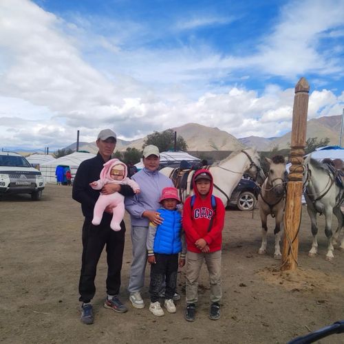 В селе Мугур-Аксы успешно работает столярная мастерская, открытая местным жителем