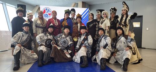 Художественный коллектив Тувы принял участие во Всесибирском форуме национального единства