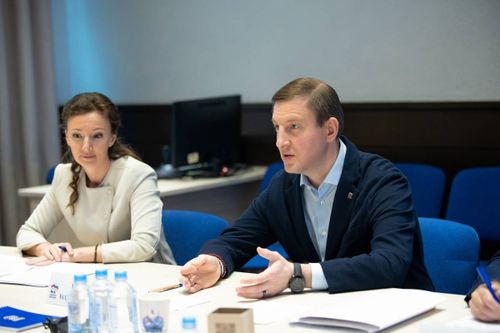 Рабочая группа по СВО и фонд «Защитники Отечества» объединяют усилия для оказания помощи ветеранам спецоперации и их семьям