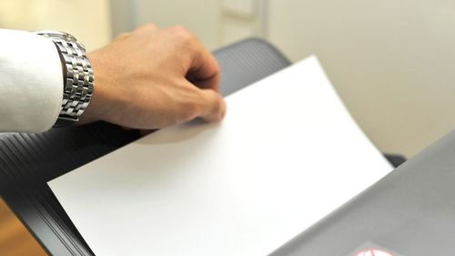 Минцифры РФ: "Дефицита газетной и офсетной бумаги в России нет"