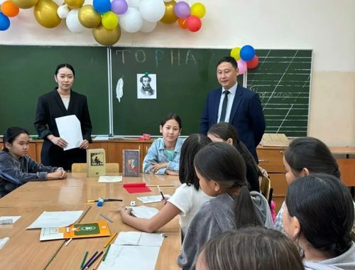 В России принят специальный статус для педагогов: какие меры поддержки предусмотрены для учителей в Туве