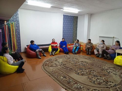 Психологический тренинг, экскурсия и не только: в Усть-Элегесте прошла встреча с участниками СВО