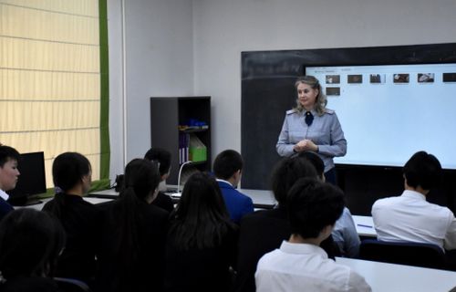 Сотрудники УФСИН провели правовой урок для лицеистов