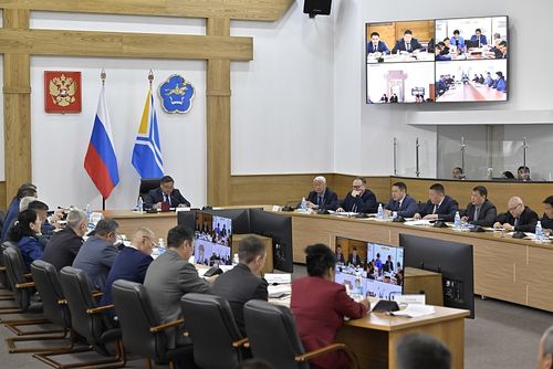 Тываның Баштыңы харыысалгалыг удуртукчуларга суг үериниң сезонунуң талазы-биле элээн каш даалгаларны берген